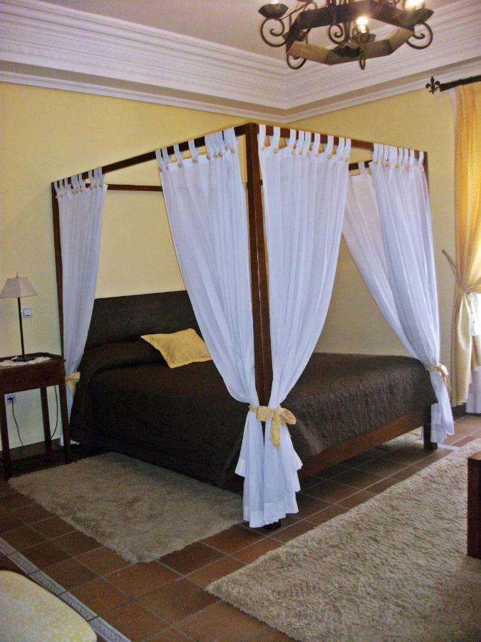 Hospederia El Convento Casa Rural Hotel Lillo Ngoại thất bức ảnh