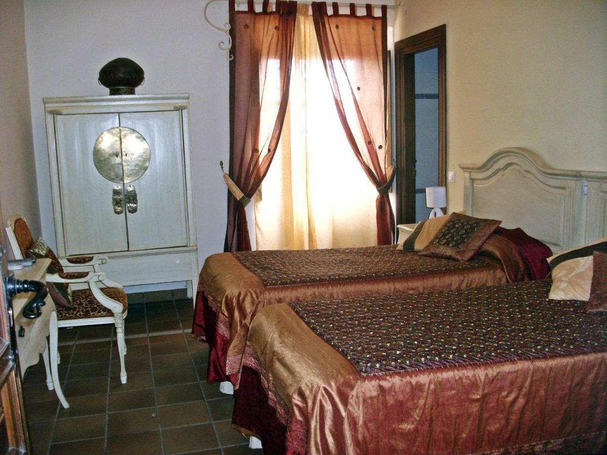 Hospederia El Convento Casa Rural Hotel Lillo Ngoại thất bức ảnh